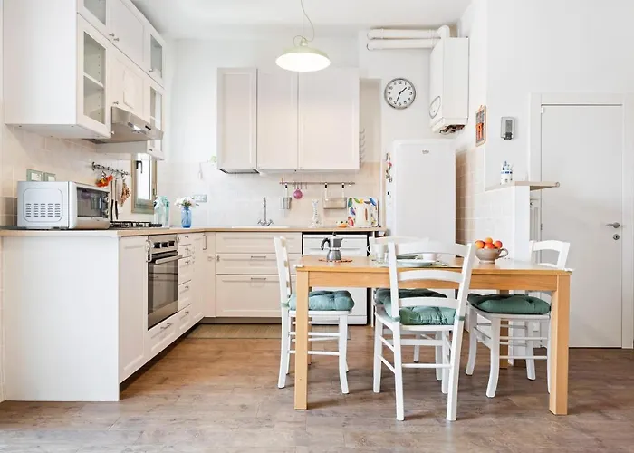 Lägenhet Guesthost - Bolognina Cozy *