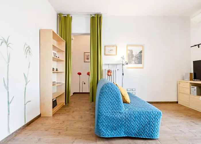 Guesthost - Bolognina Cozy Lägenhet *